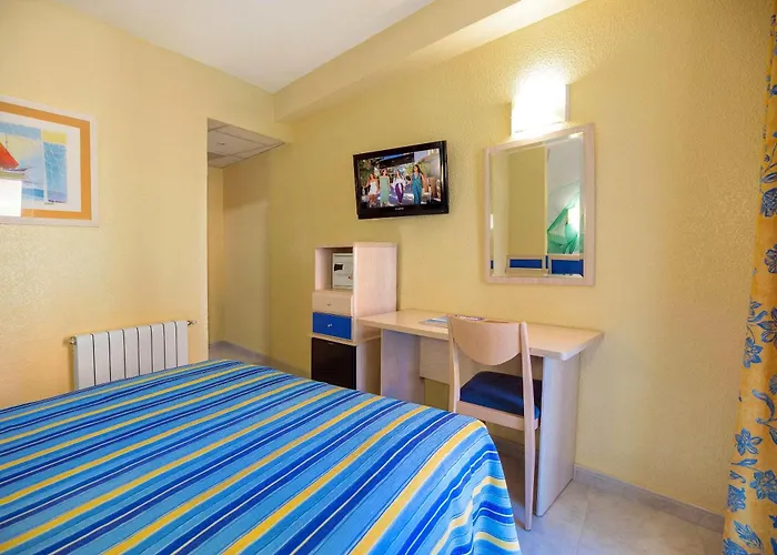 Servigroup Rialto 3* بينايدورم