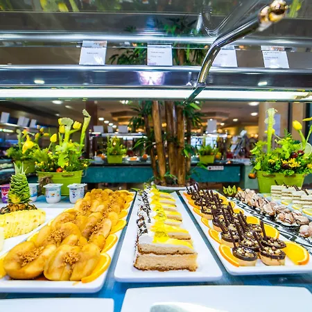 瑟维集团里亚托酒店 酒店
